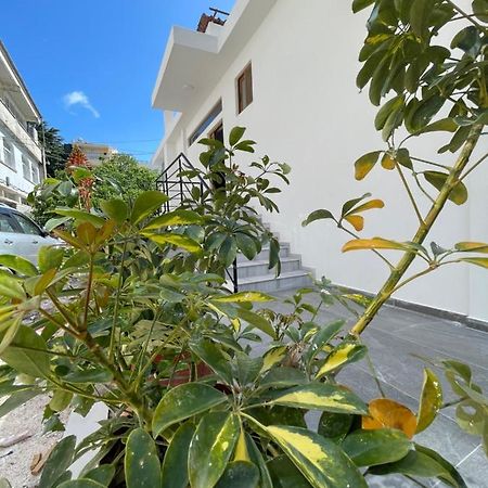 Sun And Sea Apartment Saranda Exterior foto