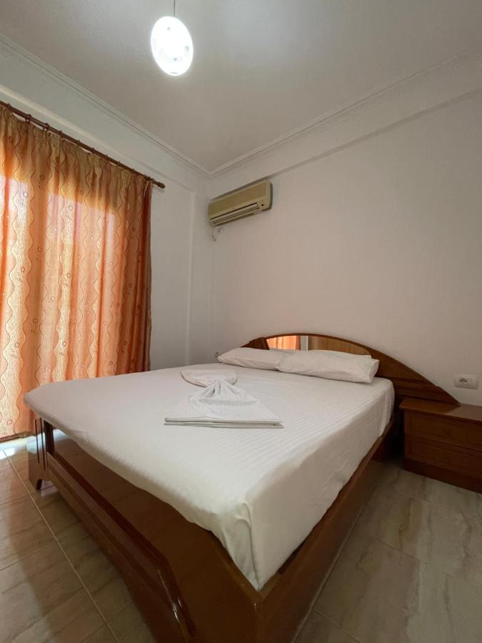 Sun And Sea Apartment Saranda Exterior foto